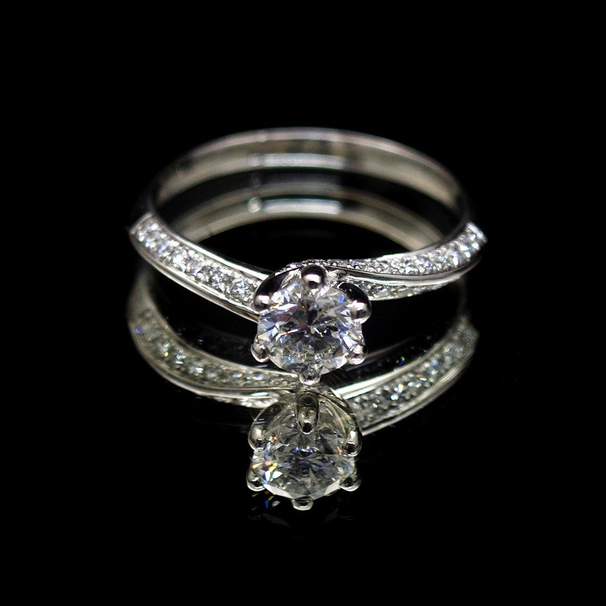Single diamond engagement ring new arrivals with diamond wedding band