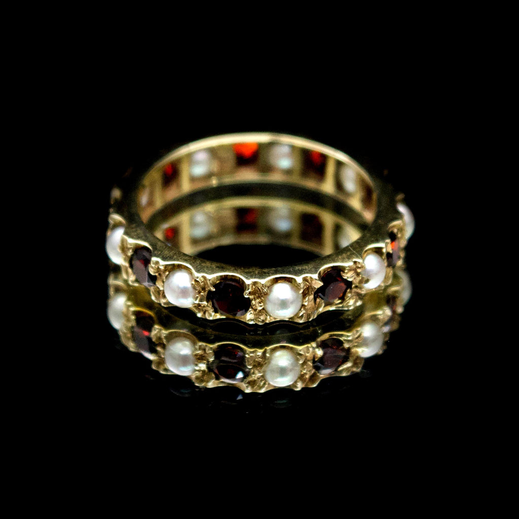 Nouveau-jewellers, unique-rings, garnet, garnet, pearls, rings, Manchester-jewellers, custom-design-jewellery, gemstones, gold, rings, second-hand-jewellery, vintage-jewellery,  nouveau