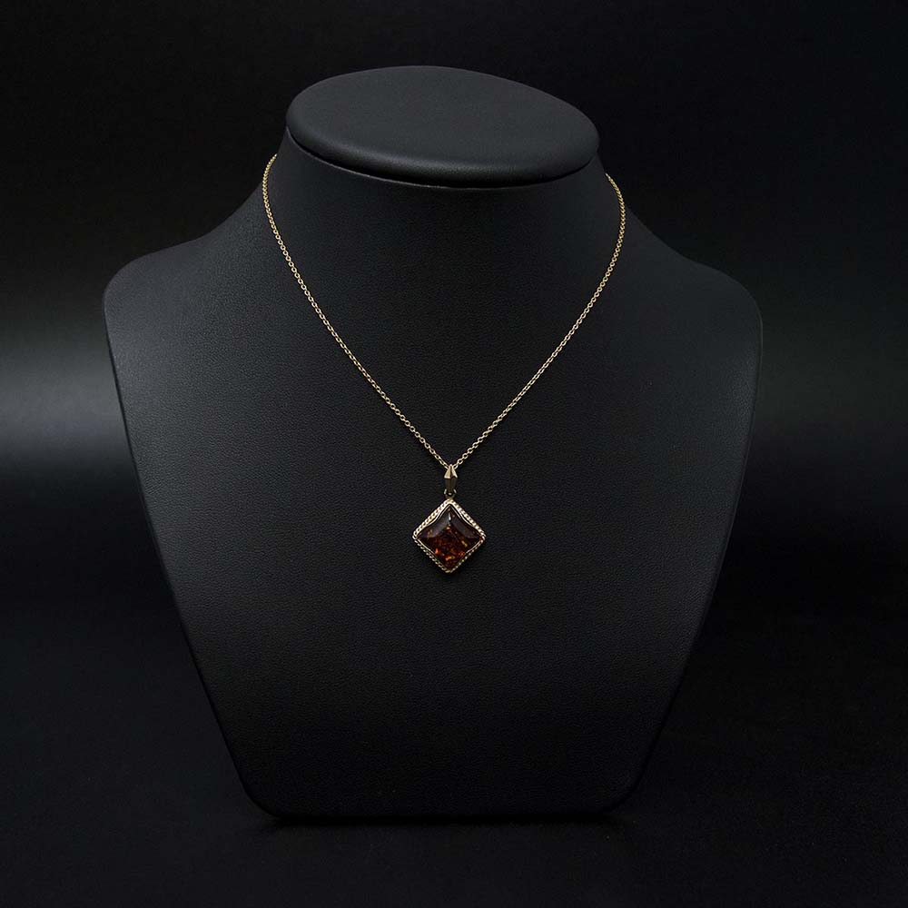 Nouveau Jewellers, Amber Jeweller, 9ct Gold, Amber Necklace, Manchester Jewellers