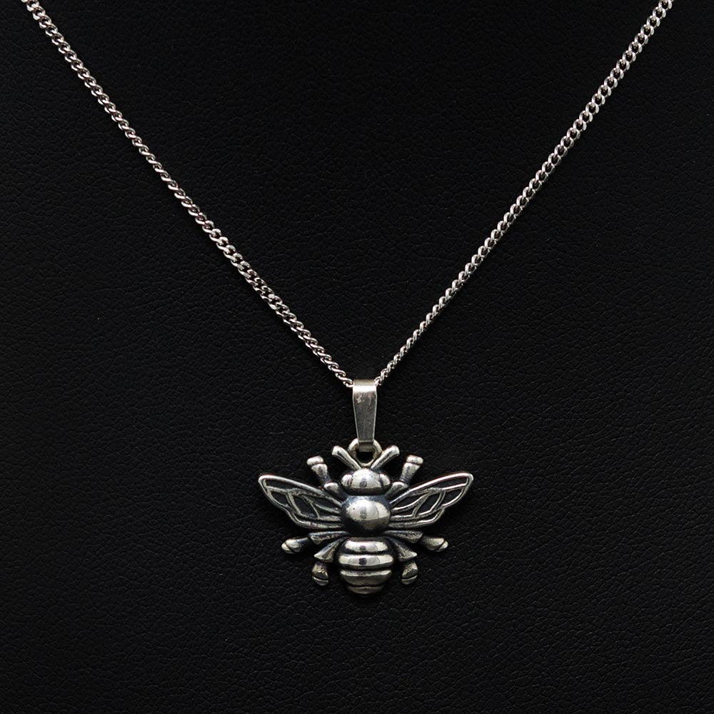 Beehive collection, nouveau jewellers, manchester bee jewellery, Solid Silver worker bee pendant