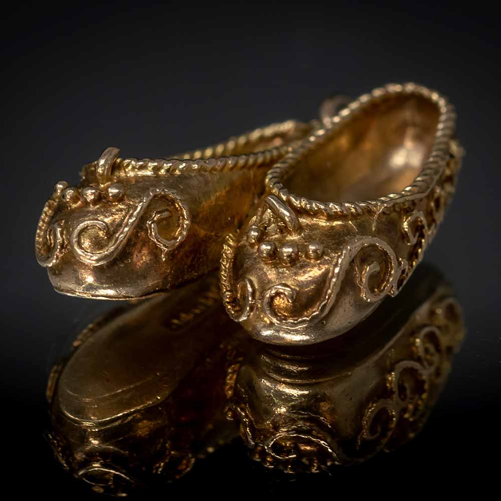 Vintage Charms, Nouveau Jewellers, Persian charm, Persian Slippers Gold Charm, slippers charm