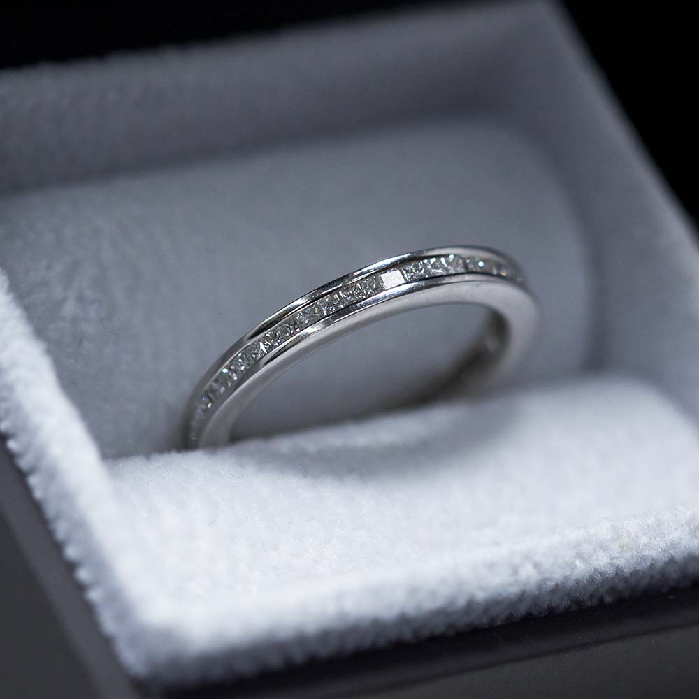Eternity rings, nouveau jewellers, manchester jewellers, princess cut diamond ring, diamond wedding ring, promise ring