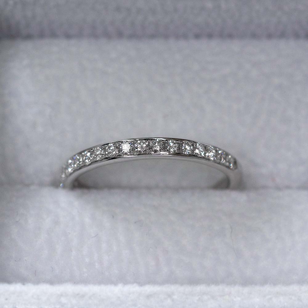 Eternity rings, nouveau jewellers, manchester jewellers, diamond ring, diamond wedding ring, promise ring