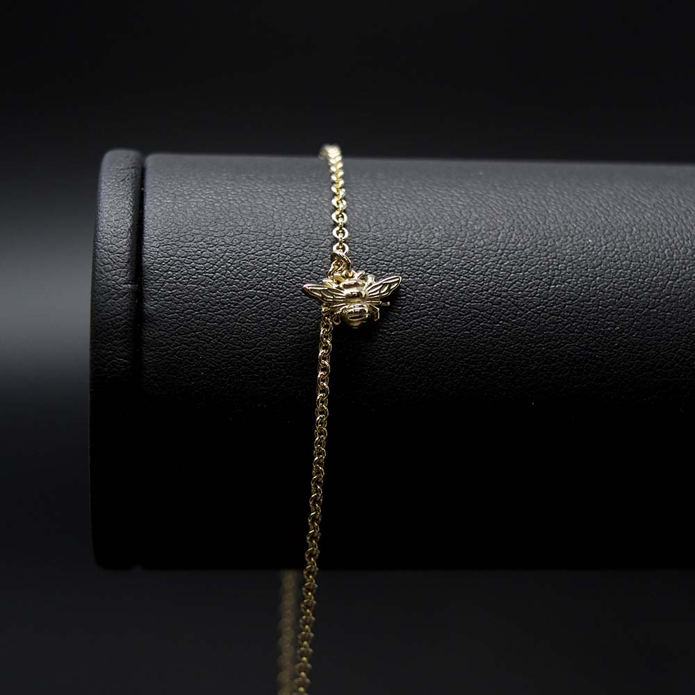 Beehive collection, gold manchester bee bracelet, nouveau jewellers, bee jewellery, manchester bee