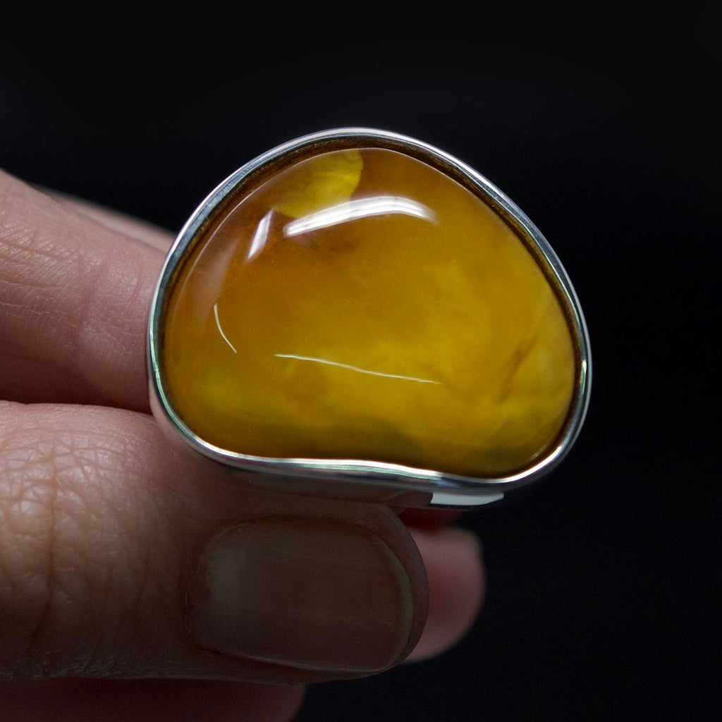 MISSIL, Amber Ring, 9ct gold ring, amber, amber jewellery, nouveau jewellers, nouveau manchester