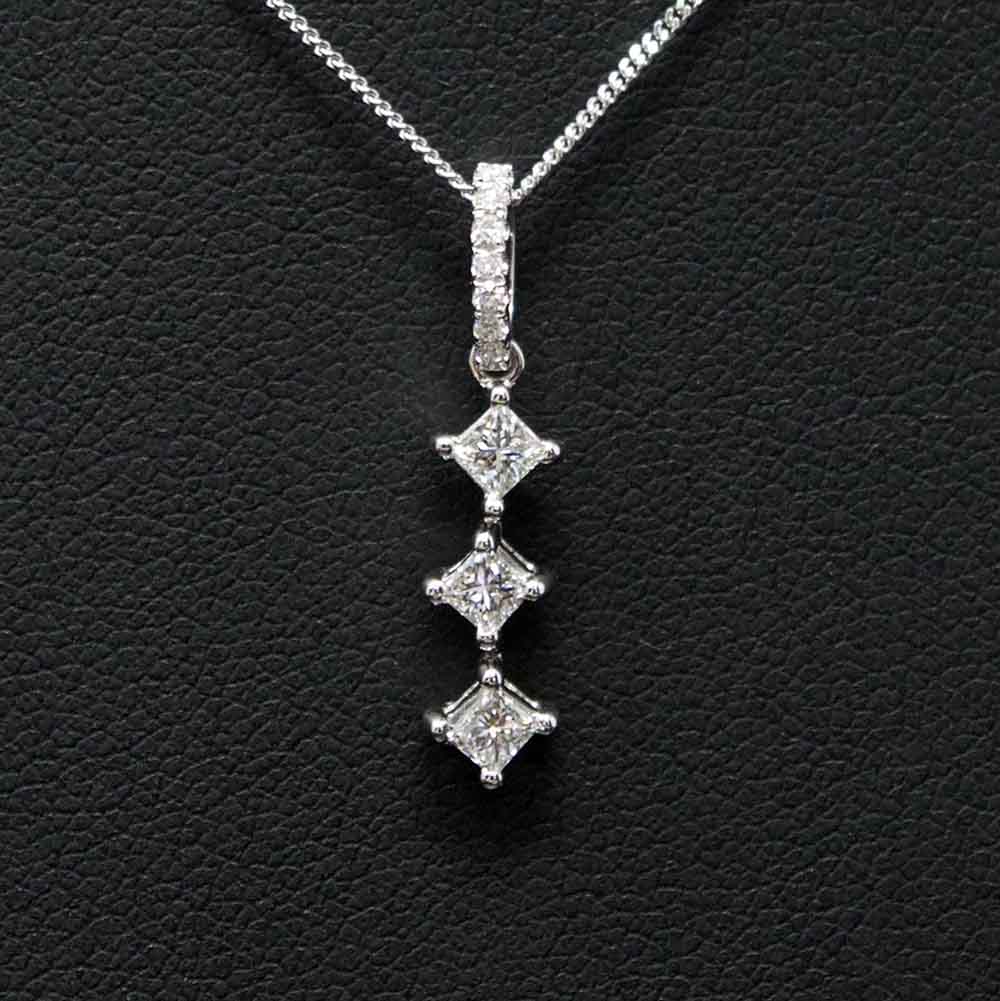 Nouveau Jewellers, Manchester Jewellers, Princess Cut Diamond Necklace, 18ct White Gold
