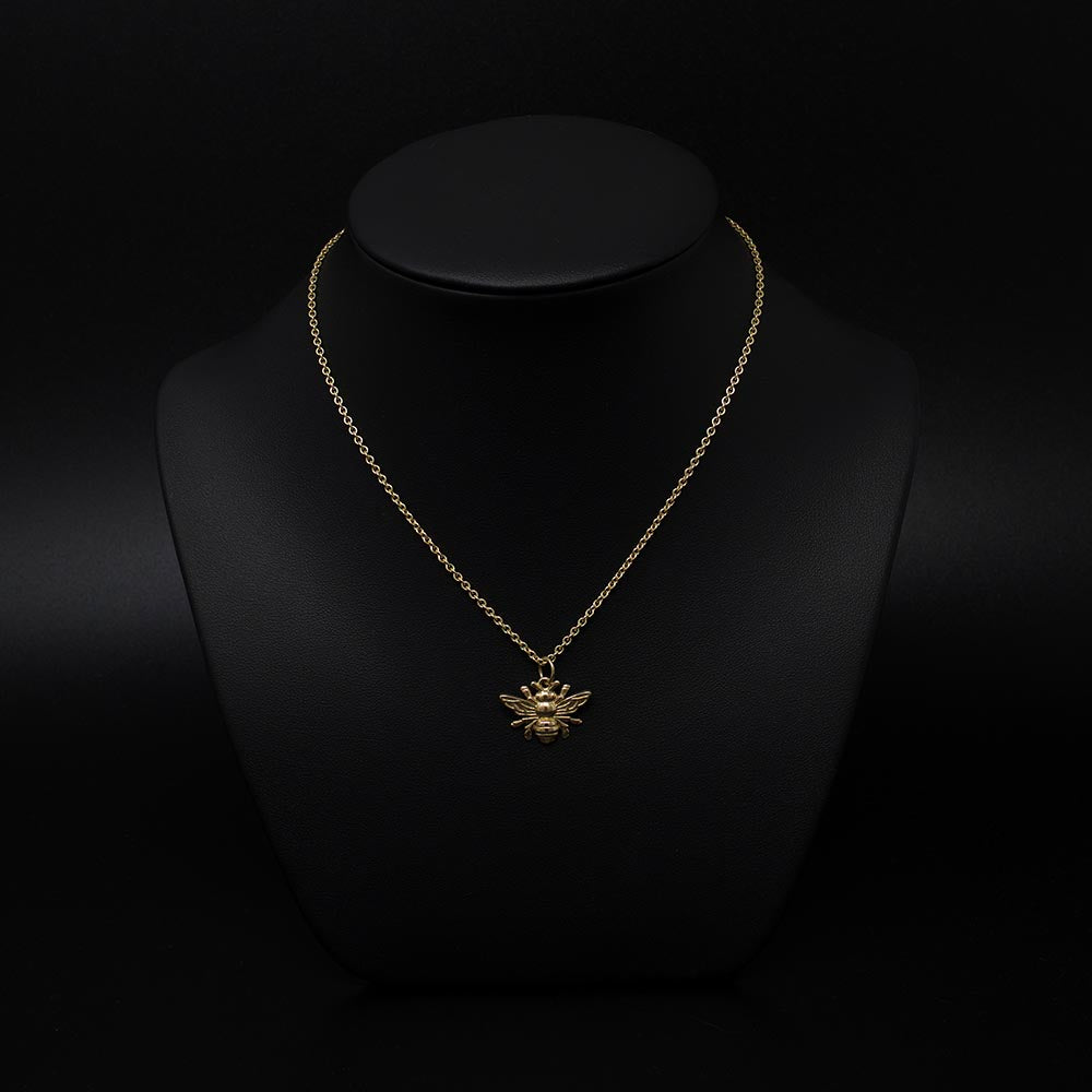 Beehive collection, nouveau jewellers, manchester bee jewellery, solid gold bee pendant